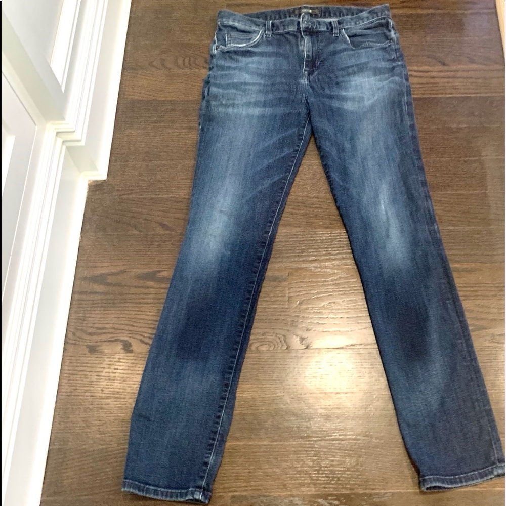 JOE’S SLIM JEANS